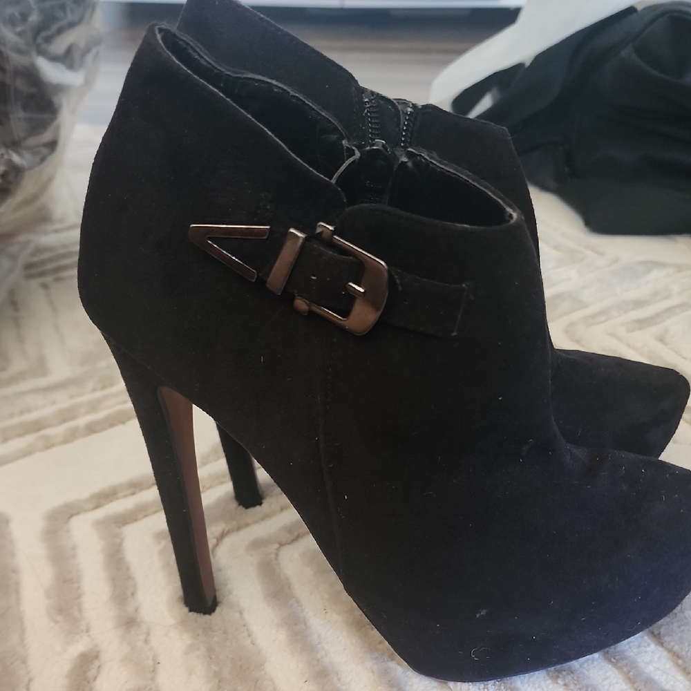 ALDO legant Black Ankle Boots